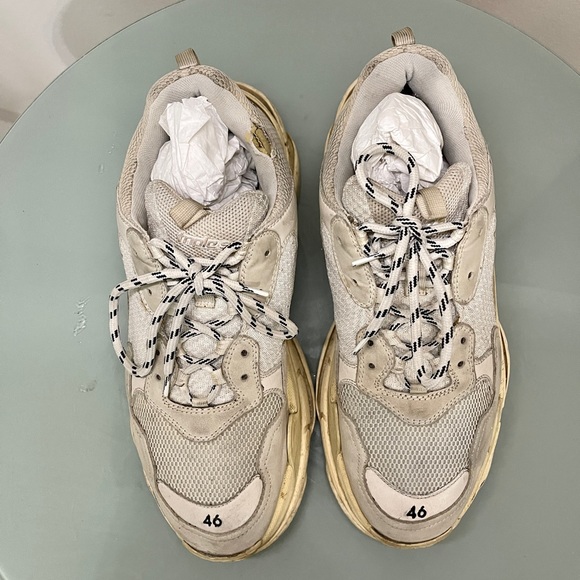 Pre-owned Authentic Balenciaga Triple S Beige Off White 46 - Picture 2 of 9